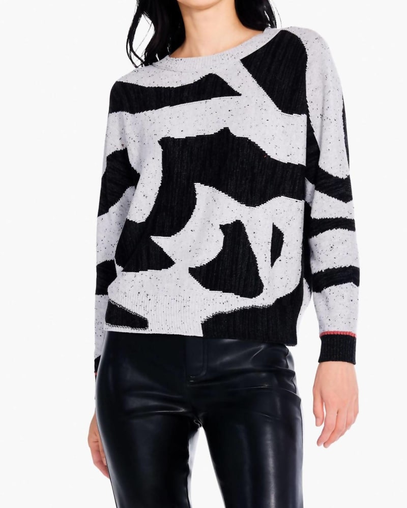 Front of a model wearing a size XLarge Dusk Days Sweater in Black Multi in Black Multi by Nic + Zoe. | dia_product_style_image_id:326802